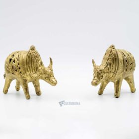Dhokra Home Decor - Set of two golden bulls